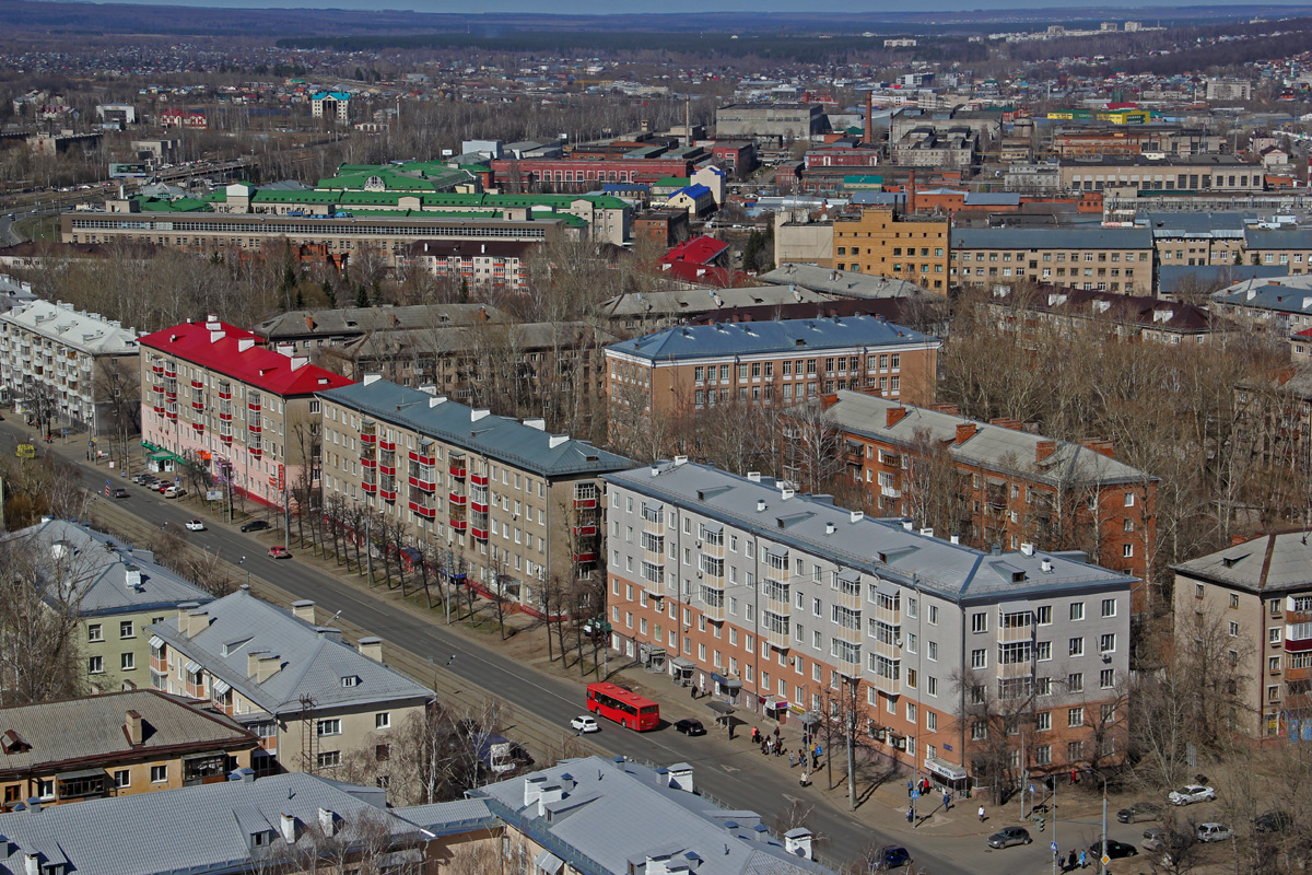 Казань, Сибирский тракт, 16; Сибирский тракт, 20; Улица Восьмого Марта, 6 / Сибирский тракт, 22