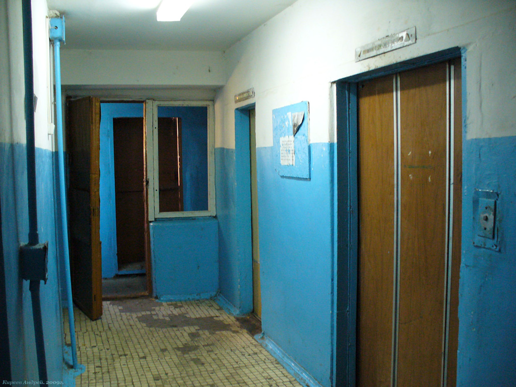 Орёл, Площадь Поликарпова, 10