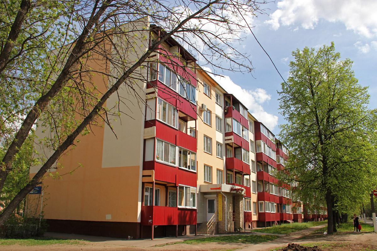 Нижнекамск, Улица Тукая, 40 / Проспект Химиков, 42