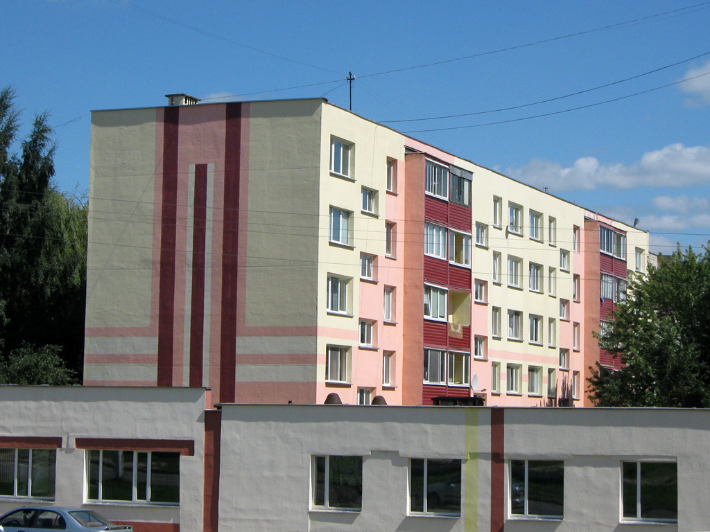 Заславль, 1-й микрорайон, 8
