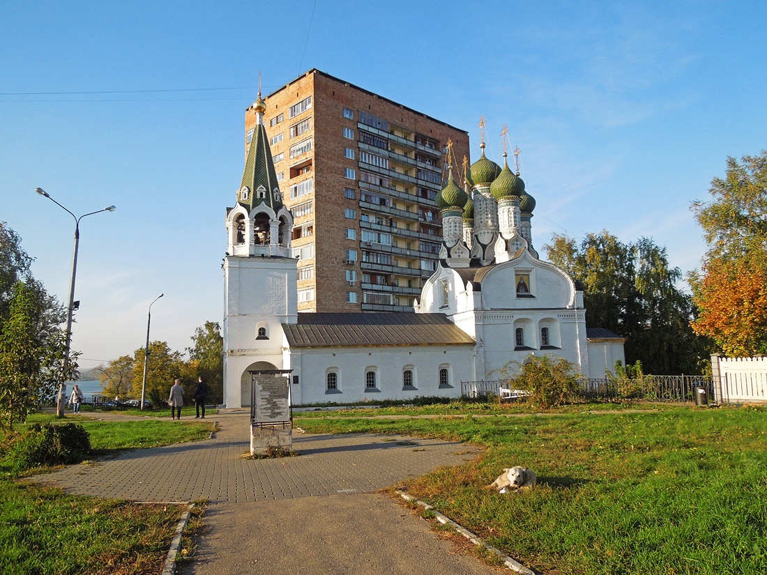 Нижний Новгород, Крутой переулок, 4А; Набережная Федоровского, 3