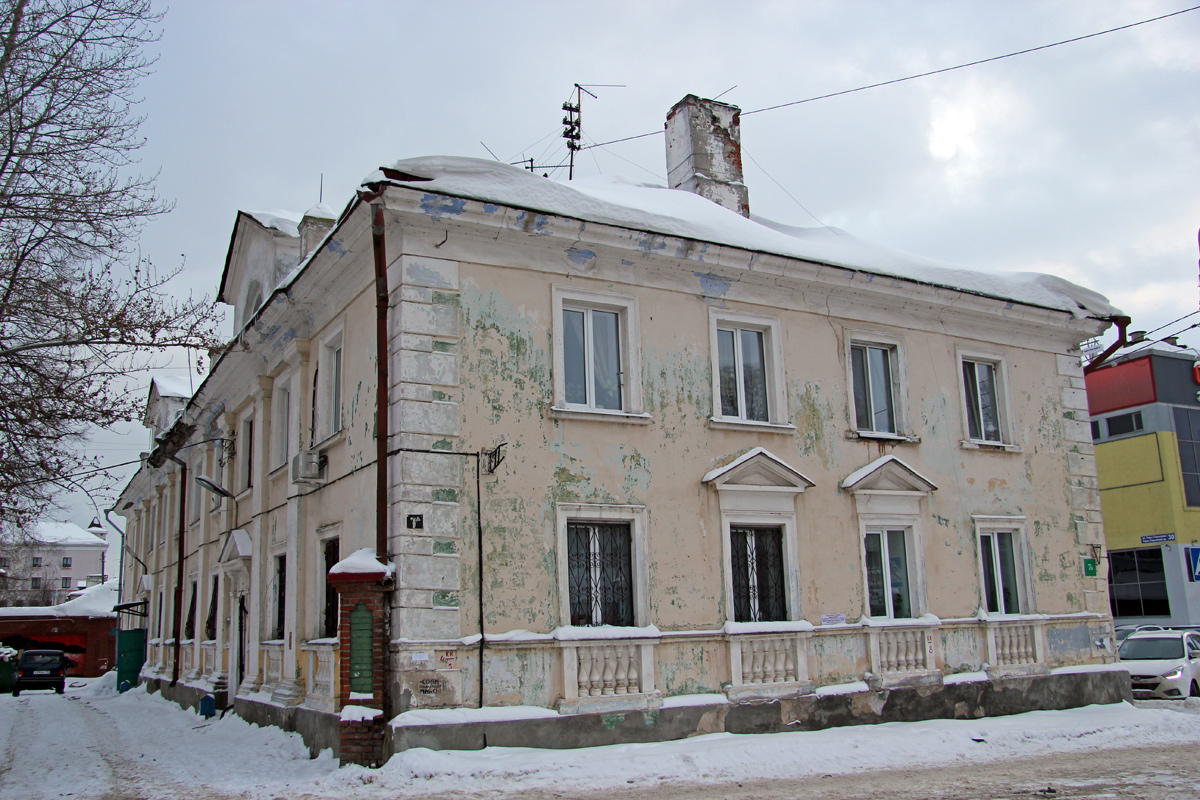 Казань, Улица Ахтямова, 7А / Улица Сары Садыковой, 41