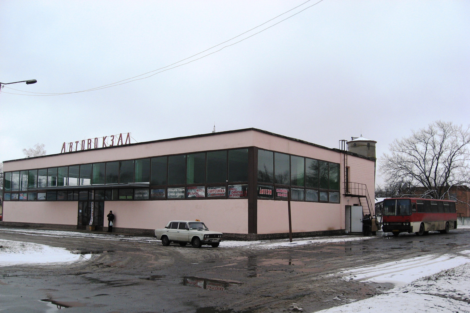 Карловка, Улица Полтавский Шлях, 105
