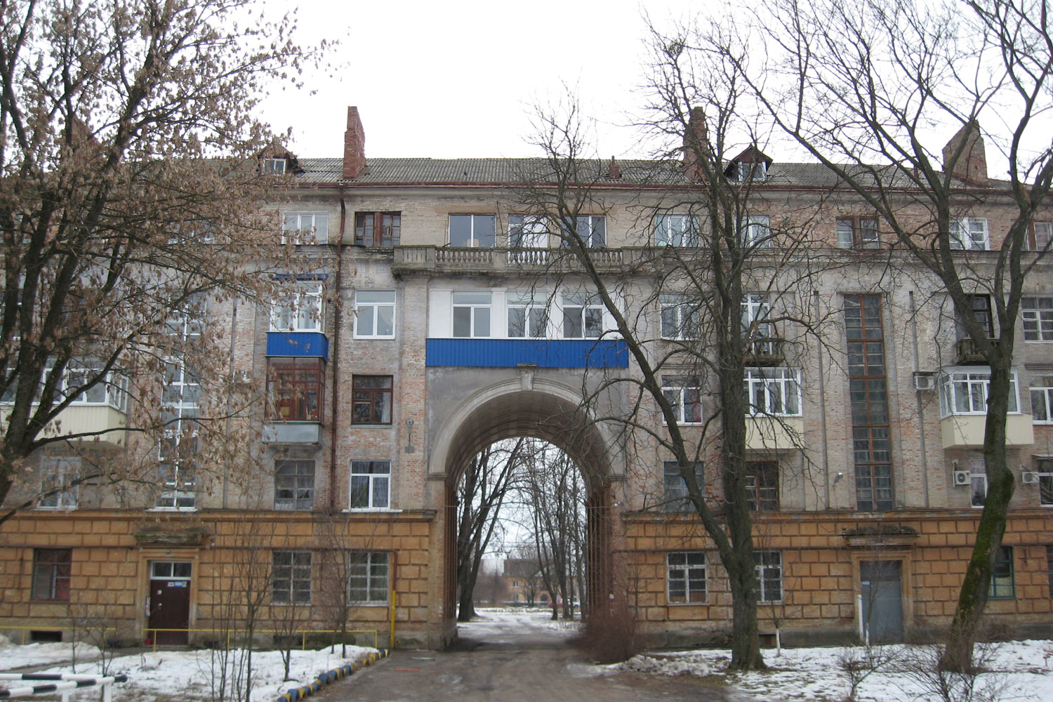 Полтава, Улица Петра Юрченко, 21 / Улица Гетьмана, 9