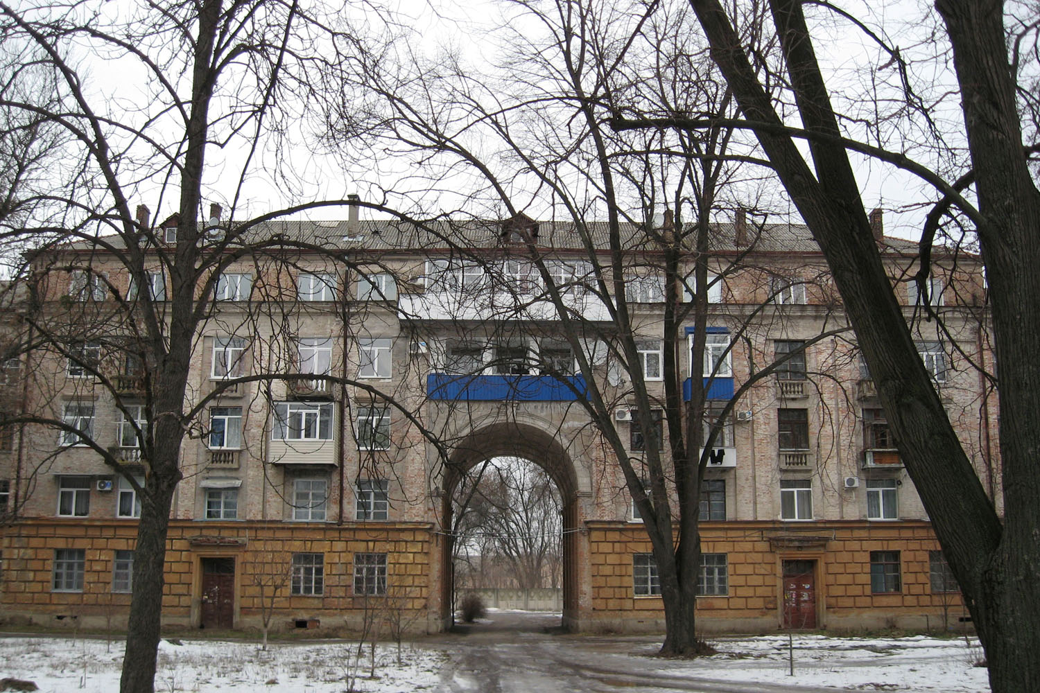 Полтава, Улица Петра Юрченко, 21 / Улица Гетьмана, 9