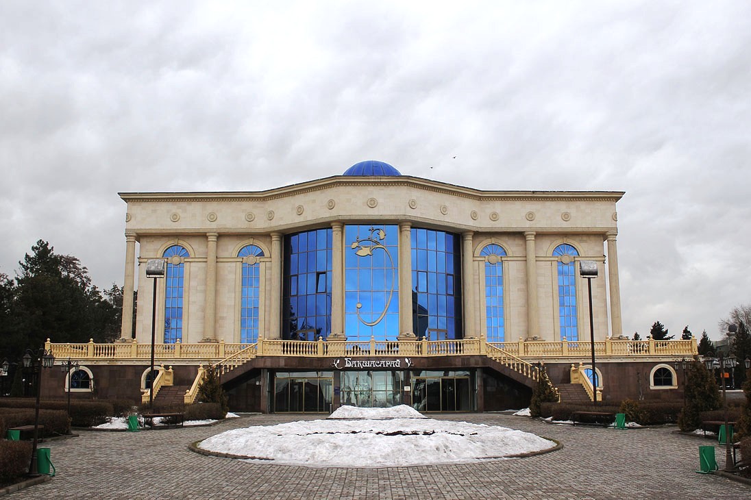 Алматы, Улица Тимирязева, 42 территория КЦДС "Атакент"