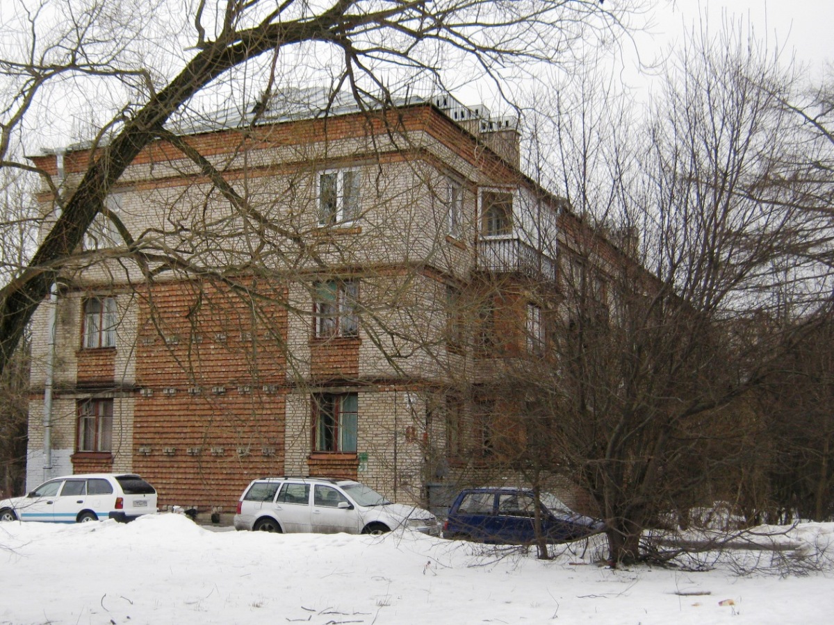 Saint Petersburg, Улица Танкиста Хрустицкого, 8