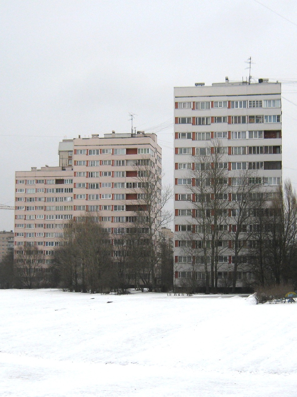 Санкт-Петербург, Проспект Ветеранов, 102; Проспект Ветеранов, 100; Проспект Ветеранов, 98