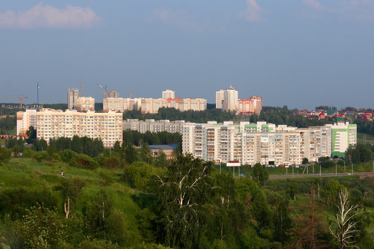 Томск, Улица Клюева, 26; Улица Обручева, 12В