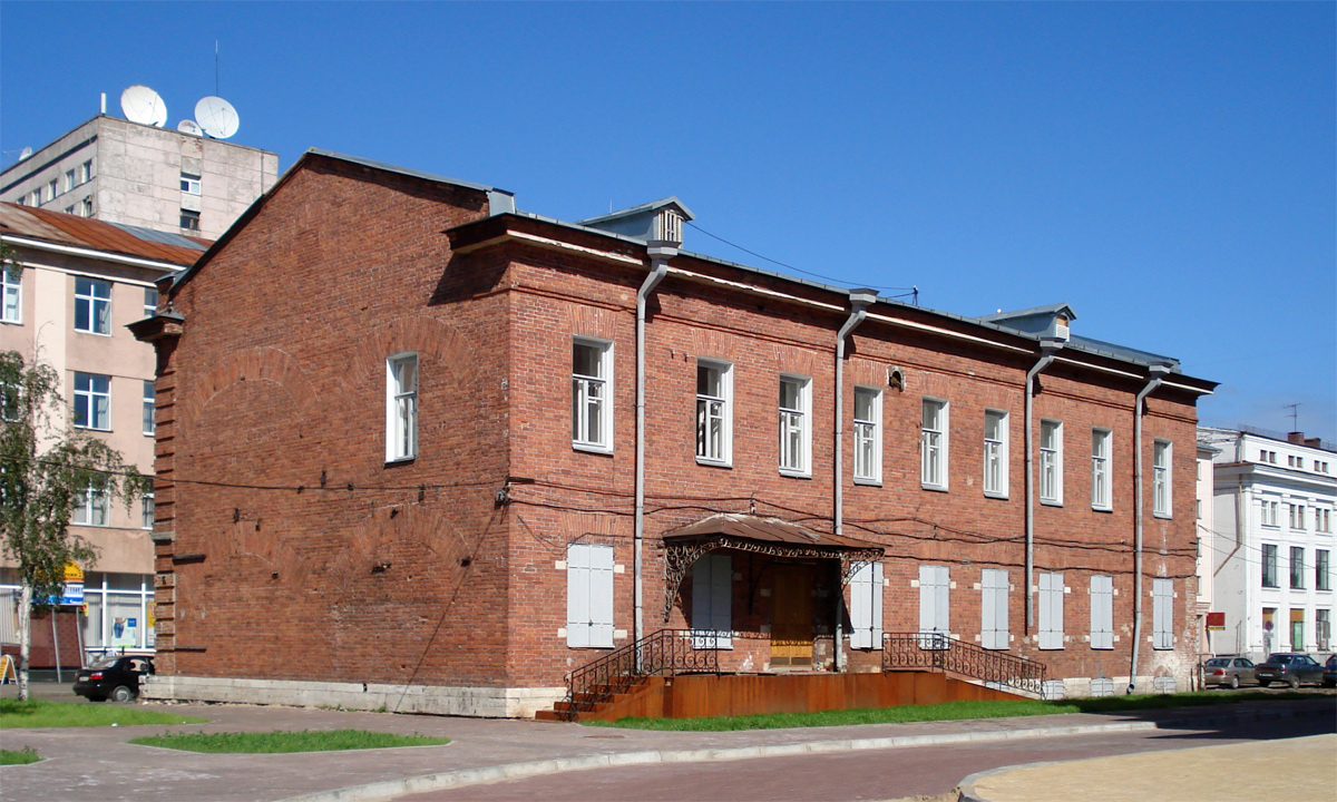 Архангельськ, Поморская улица, 10