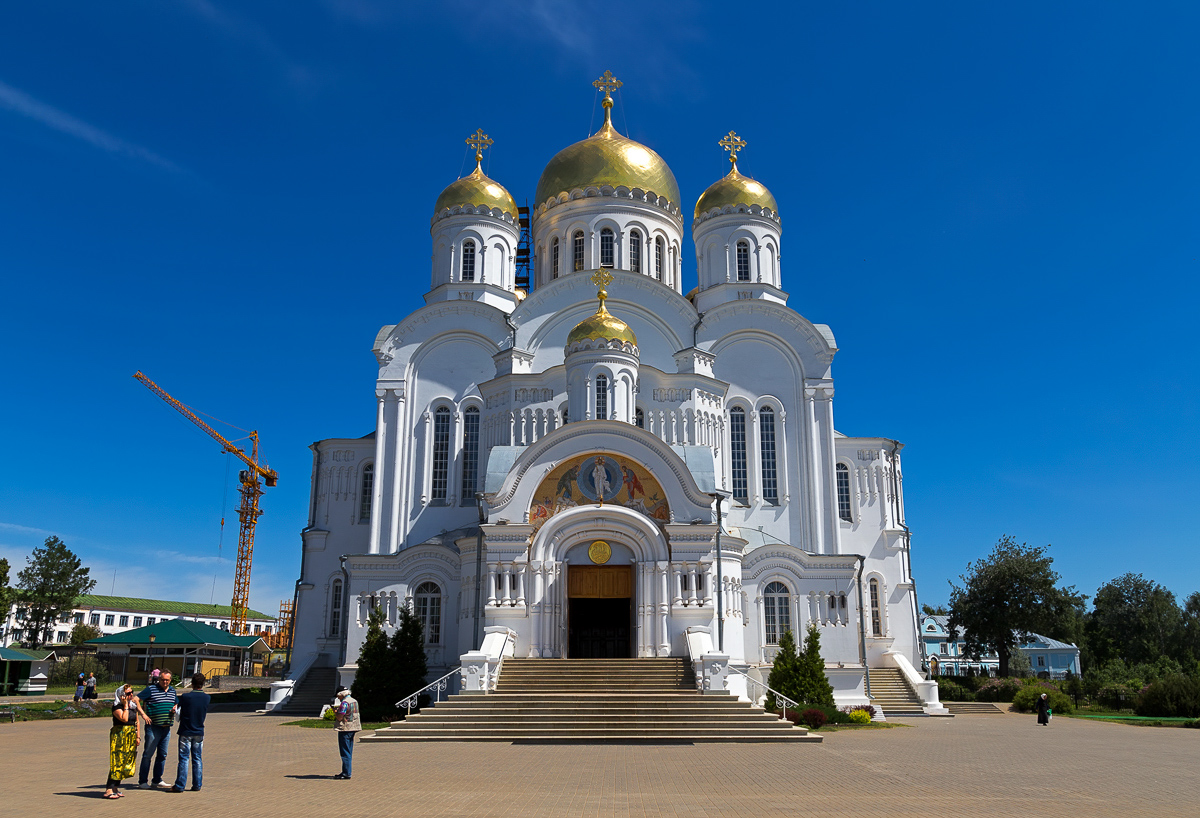 Дивеево, Октябрьская улица, 8 Спасо-Преображенский собор
