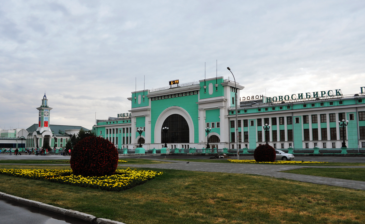 Nowosibirsk, Улица Дмитрия Шамшурина, 43