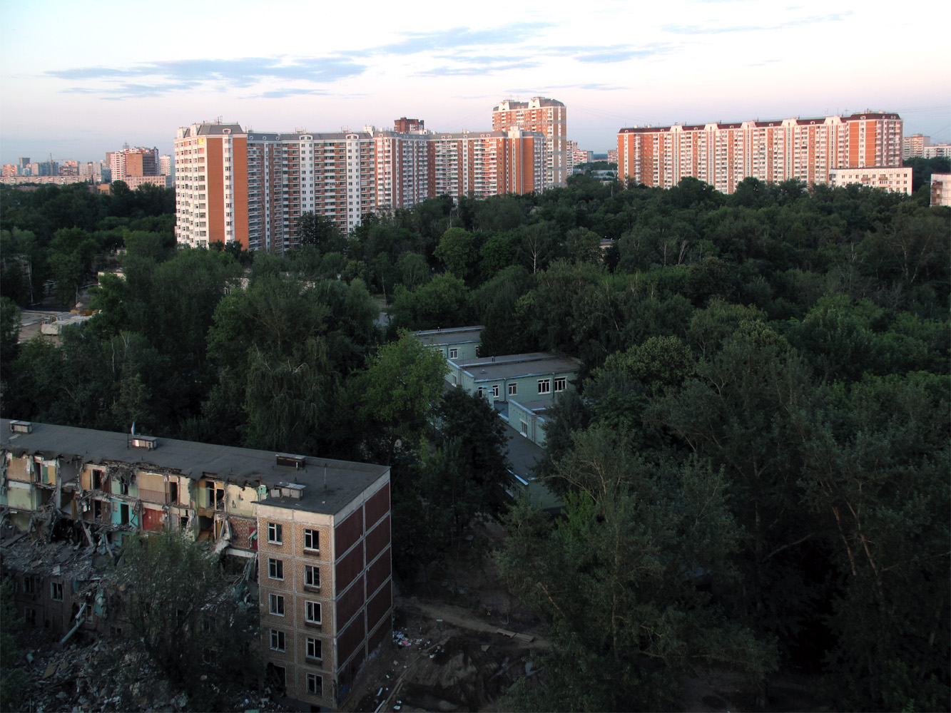 Москва, Проезд Русанова, 27 корп. 2; Проезд Русанова, 23 стр. 1; Проезд Русанова, 9; Проезд Русанова, 5; Снежная улица, 19 корп. 2; Снежная улица, 17 корп. 2