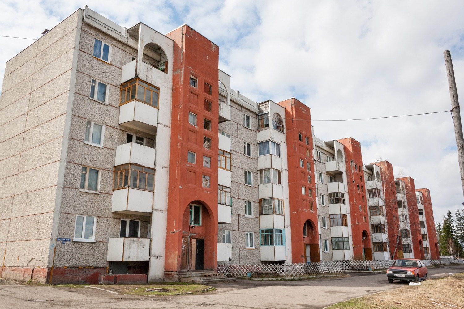 Томский район, прочие н.п., село Семилужки, Иркутский тракт, 1А