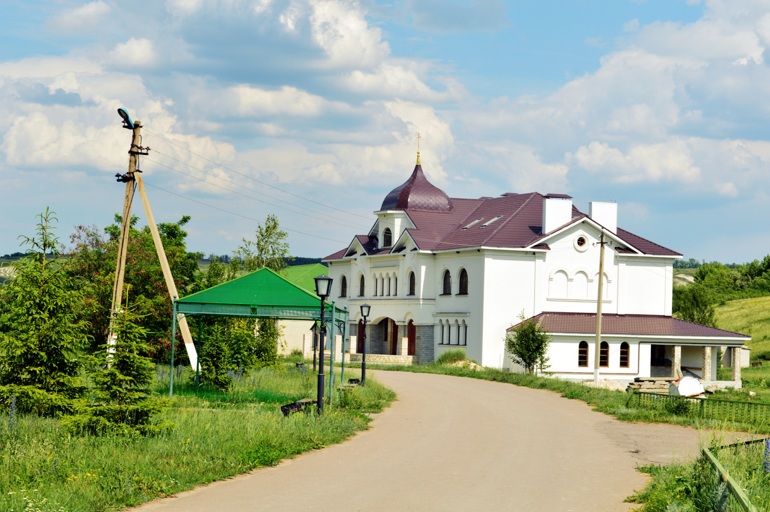 Подгоренский район, прочие н.п., с. Костомарово, Монастырская улица, 2