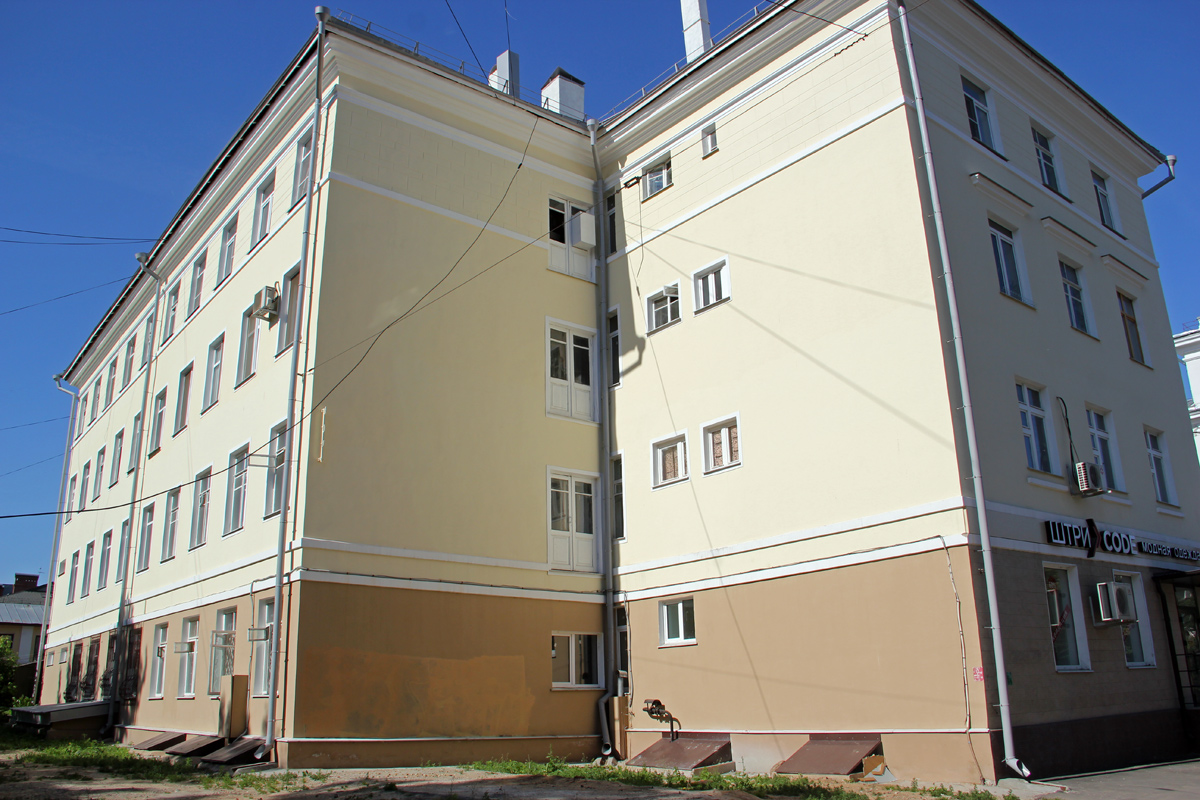 Казань, Улица Гоголя, 16 / Большая Красная улица, 56
