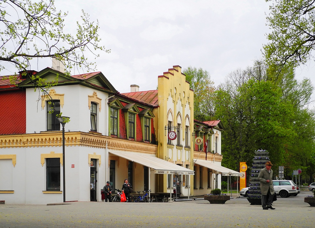 Огре, Brīvības iela, 12