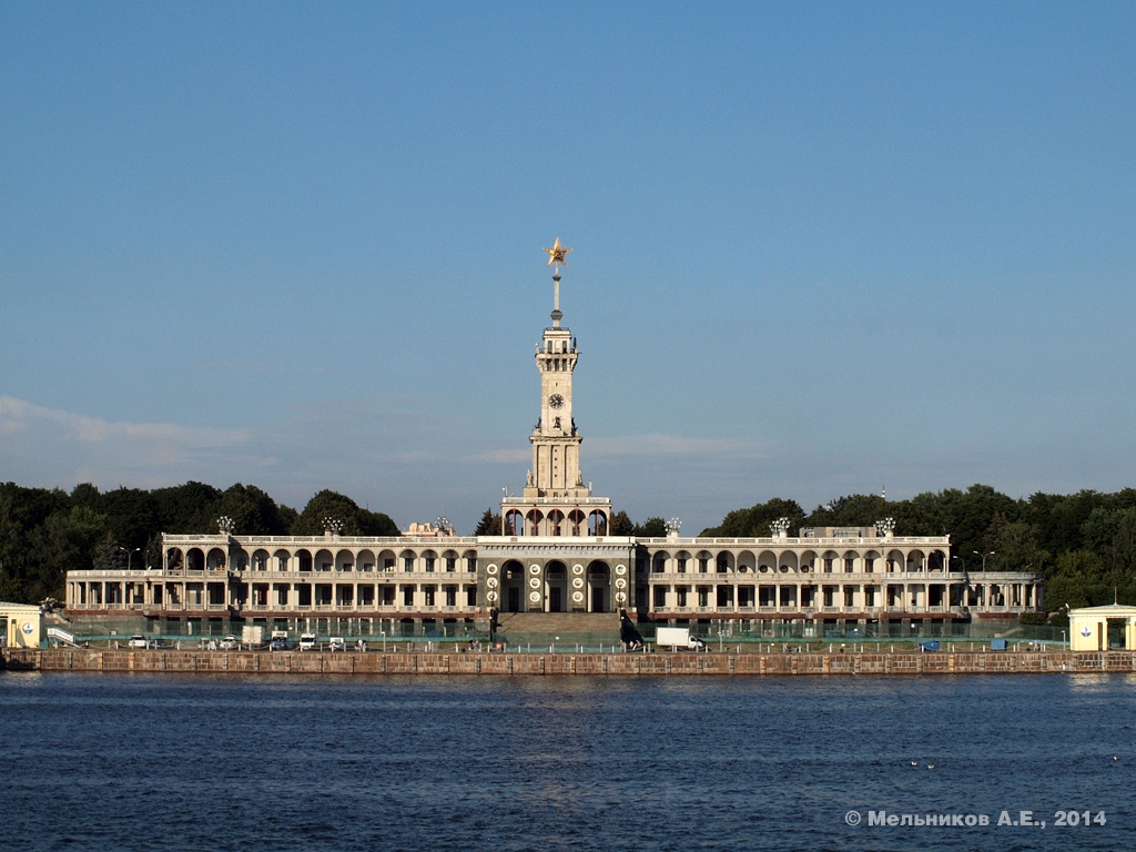 Москва, Ленинградское шоссе, 51