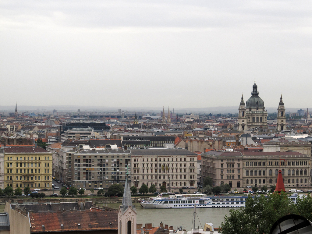 Будапешт, Roosevelt tér, 9; Széchenyi rakpart, 4; Széchenyi utca, 2; Széchenyi rakpart, 3