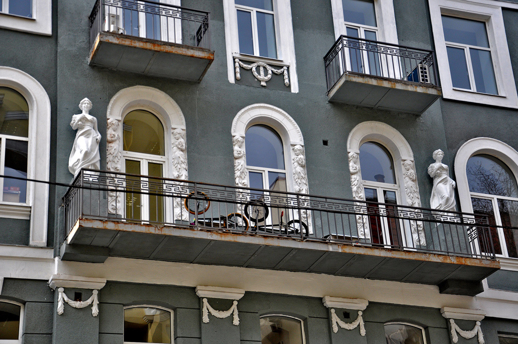Charków, Улица Гоголя, 11