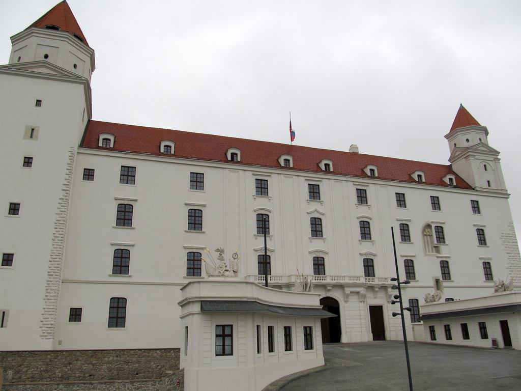 Братислава, Zámocká ulica, 2