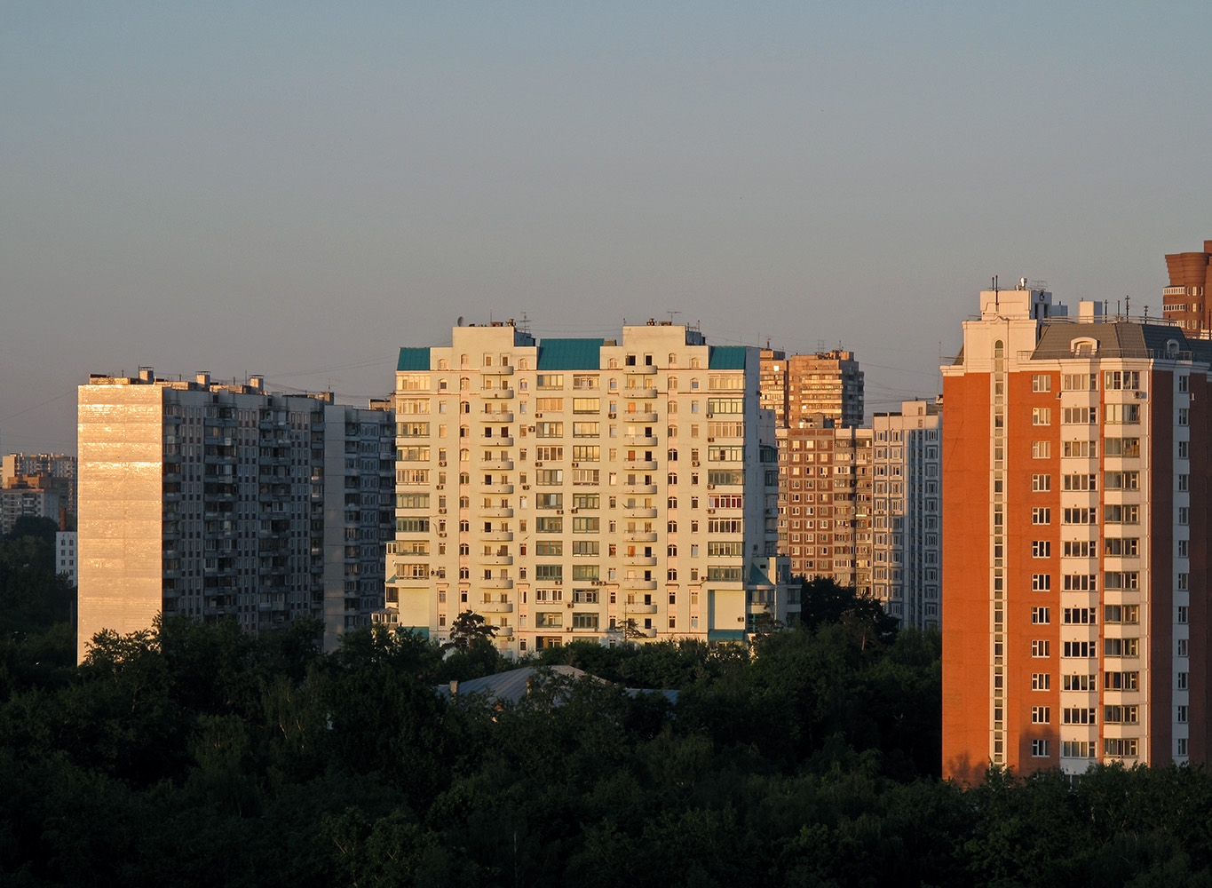 Москва, Снежная улица, 27 корп. 2; Снежная улица, 23; Проезд Русанова, 5