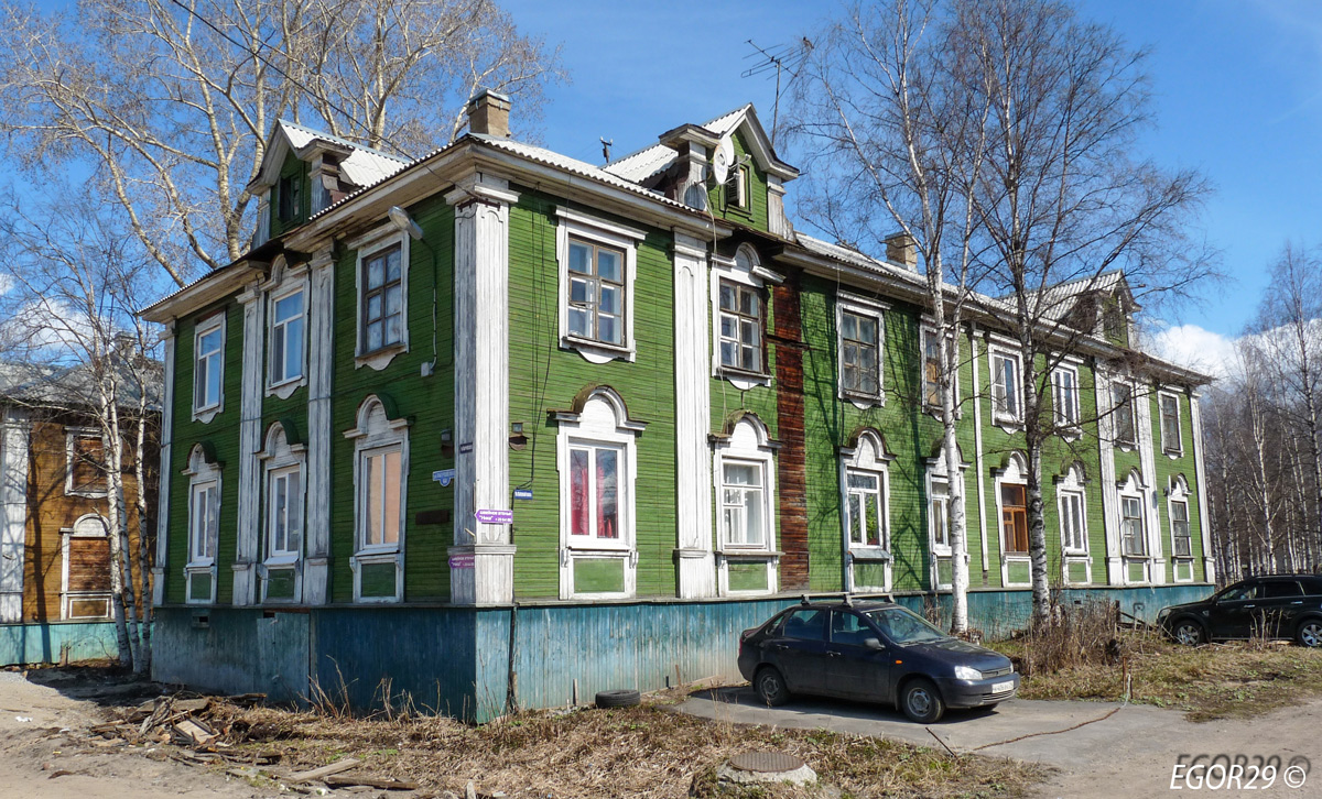 Архангельск, Улица Выучейского, 64