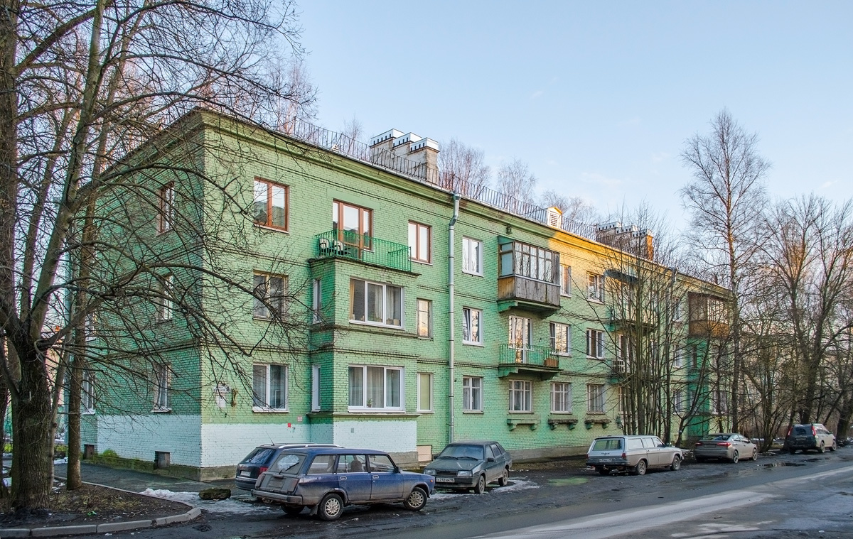 Павловськ, Слуцкая улица, 8