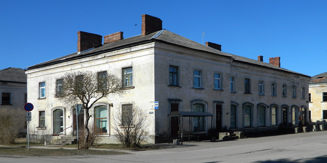 Азери, Kesktänav, 14