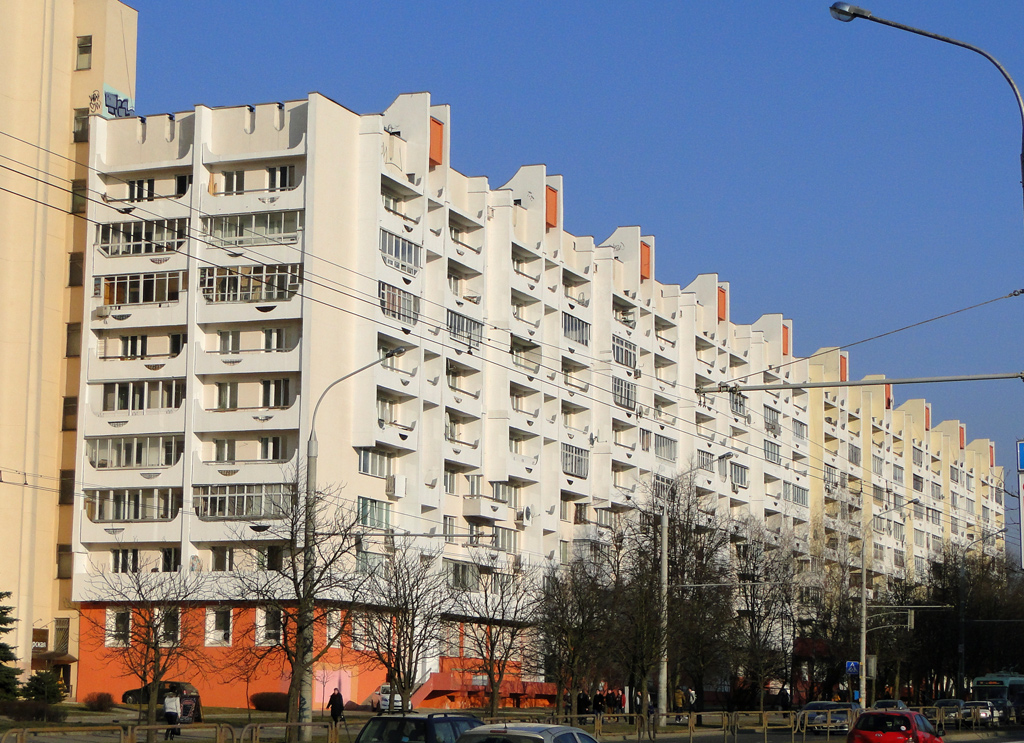 Минск, Улица Сурганова, 42; Улица Сурганова, 40