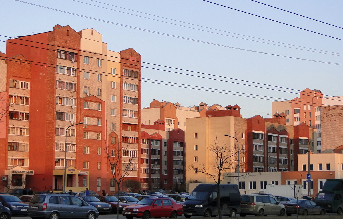 Минск, Улица Солтыса, 54; Улица Солтыса, 48