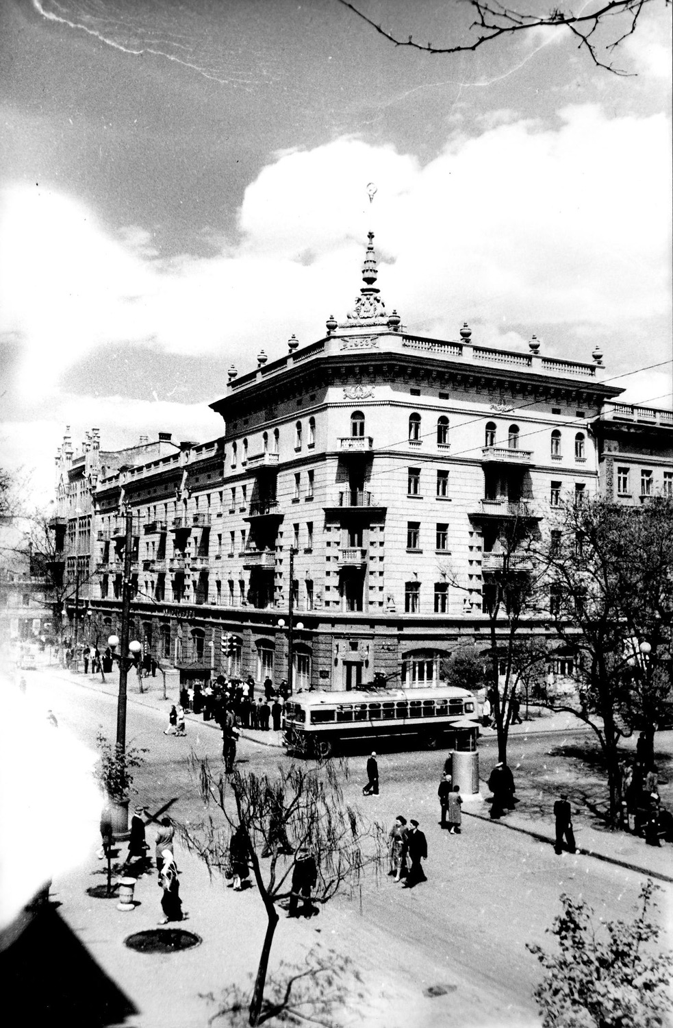 Odesa, Катерининська вулиця, 17; Дерибасівська вулиця, 14а / катерининська вулиця, 17