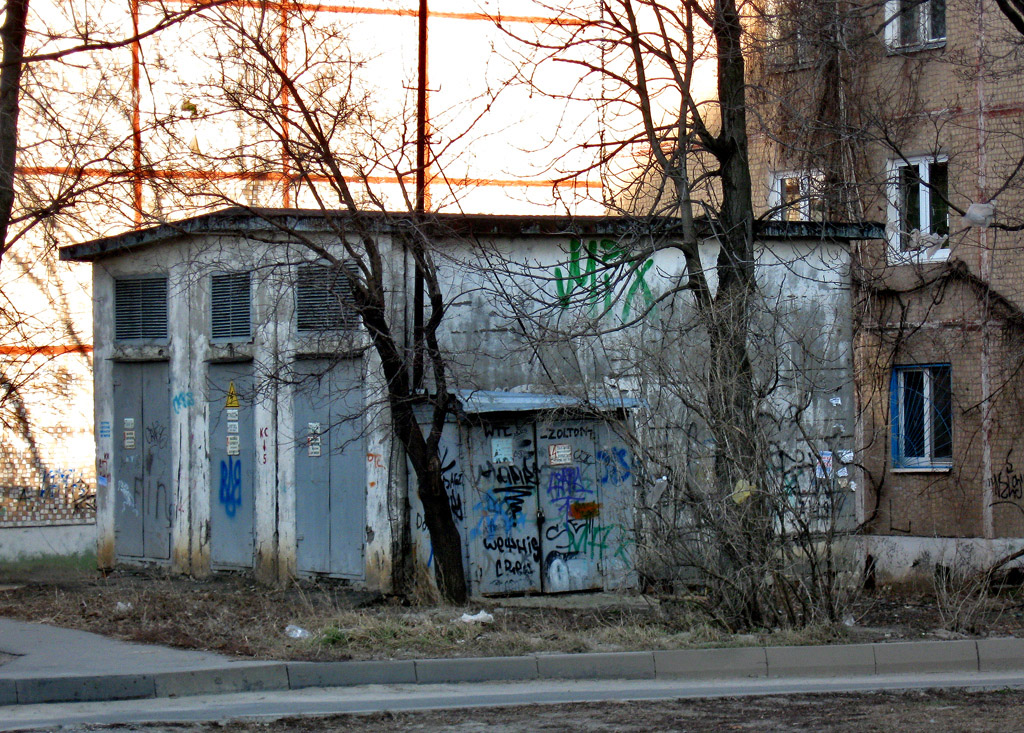 Харьков, Проспект Тракторостроителей, 102Г*