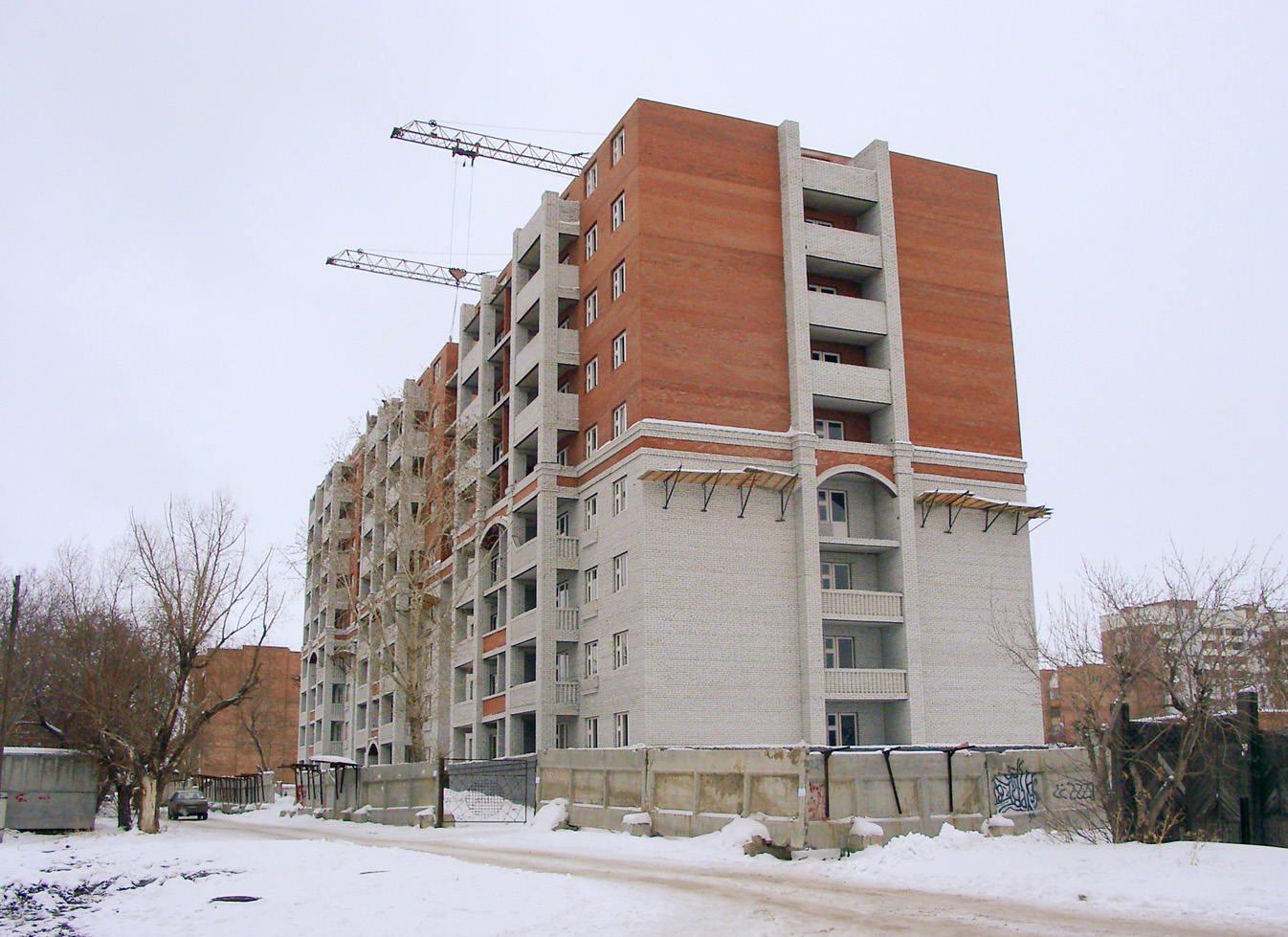 Omsk, Улица Сазонова, 64