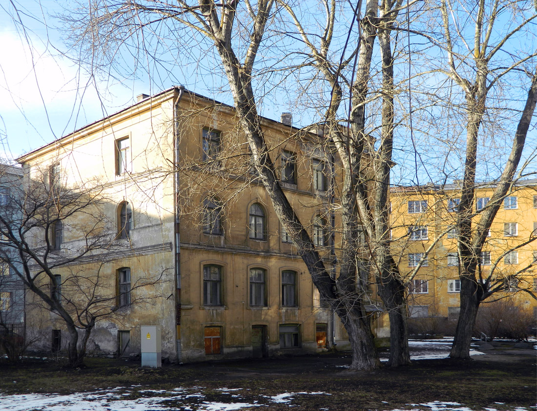 Tallinn, Pronksi, 6a