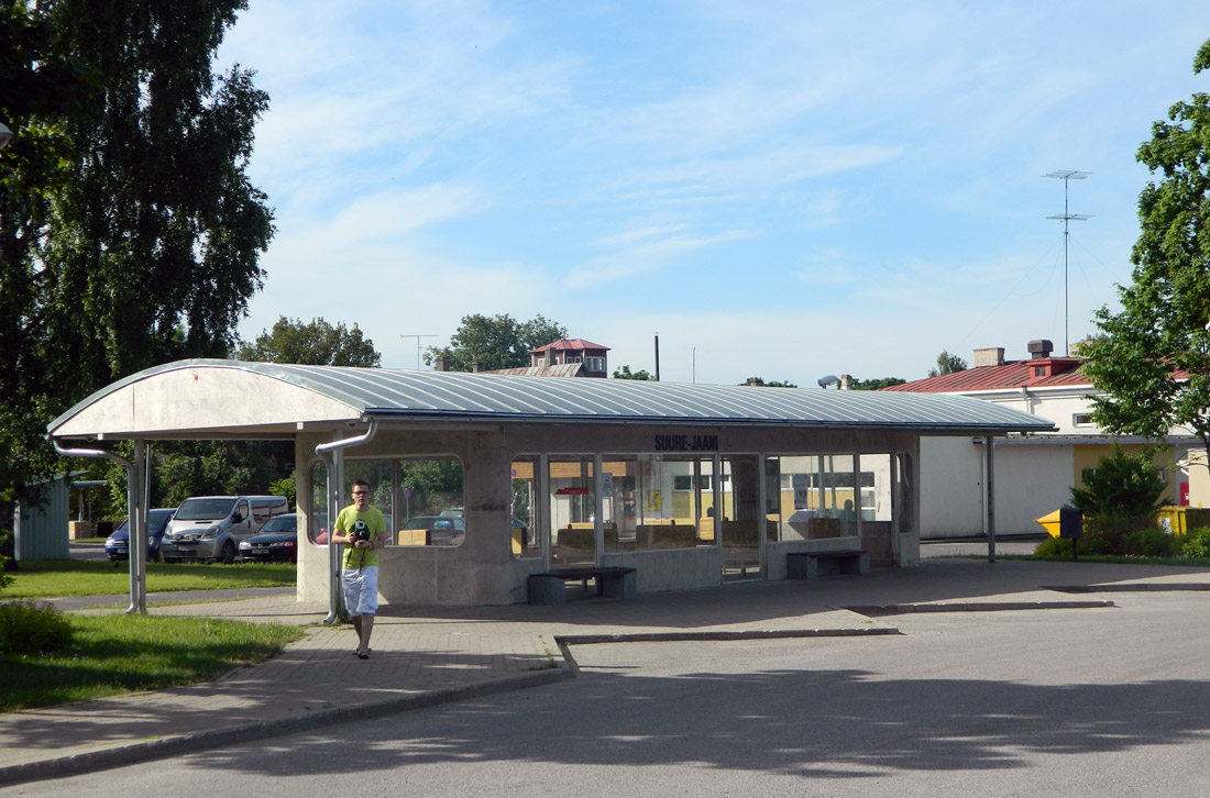 Сууре-Яани, Lembitu puiestee, 48