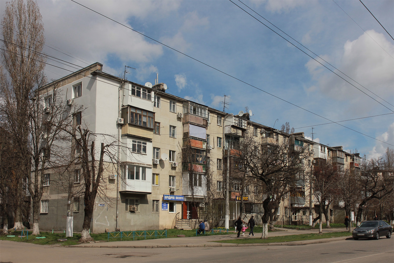 Одесса, Вулиця Космонавтів, 10