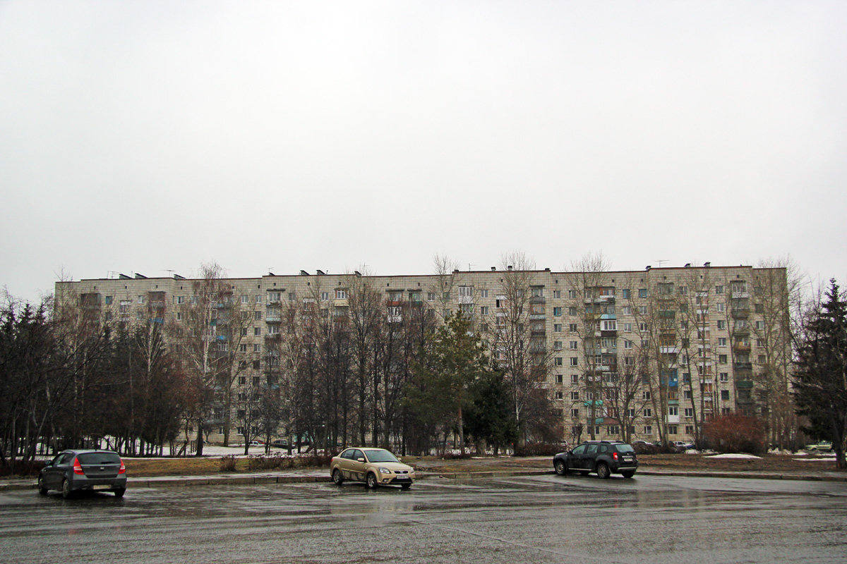 Казань, Улица Рихарда Зорге, 1 / Улица Карбышева, 11