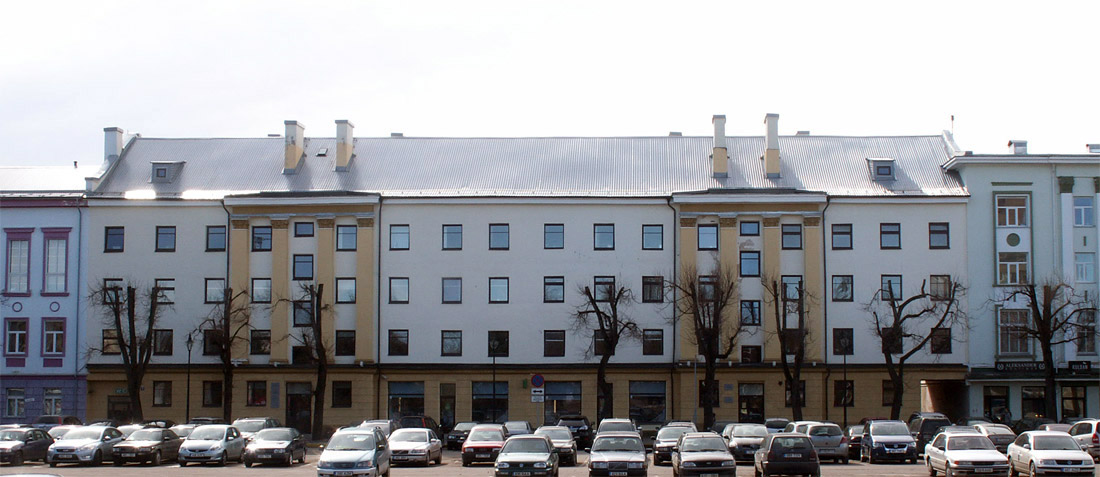 Нарва, Peetri plats, 3
