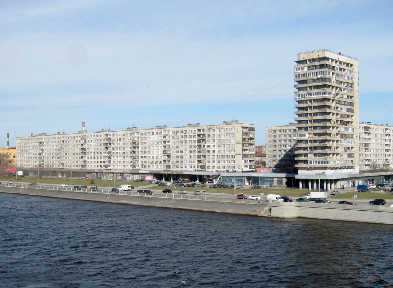 Санкт-Петербург, Октябрьская набережная, 64 корп. 1; Октябрьская набережная, 66