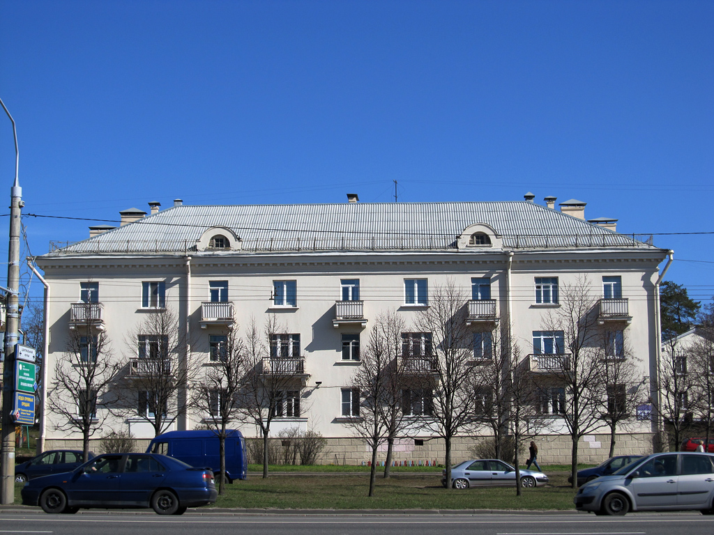 Мінск, Партизанский проспект, 111