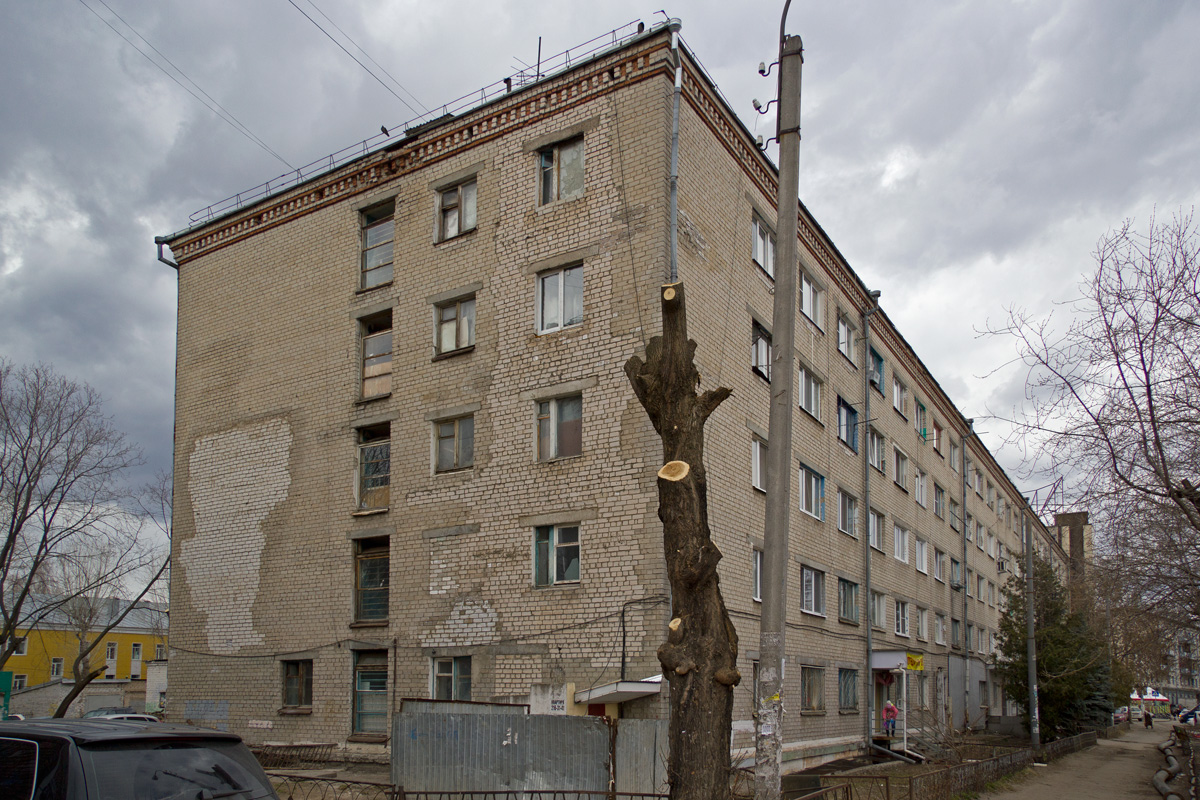 Казань, Улица Энергетиков, 2 / Улица Шамиля Усманова, 3