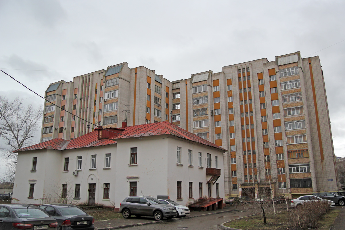 Казань, Улица Павлюхина, 104А; Улица Павлюхина, 104Б; Улица Павлюхина, 106Б