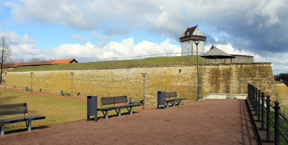 Нарва, Peterburi maantee, 2
