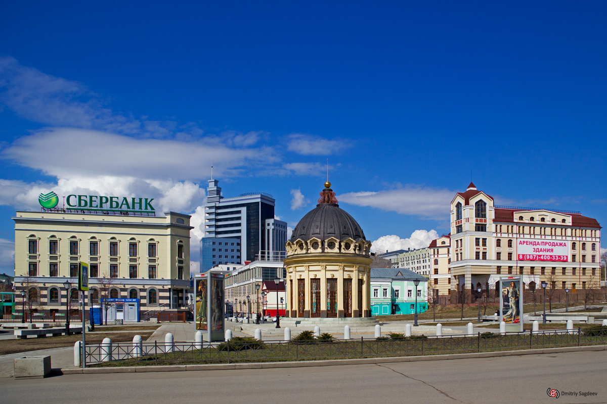 Казань, Петербургская улица, 28; Петербургская улица, 32*; Петербургская улица, 19