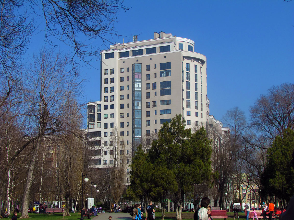 Харьков, Банный переулок, 1