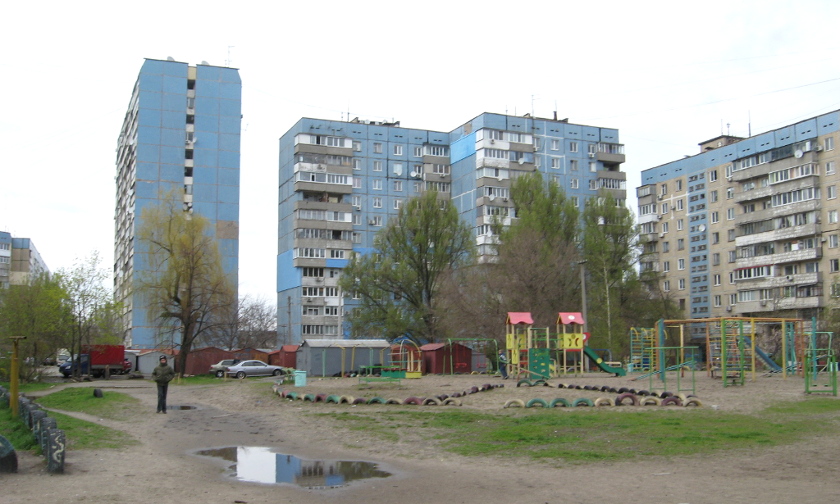 Днепр, Улица Юрия Кондратюка, 24; Улица Юрия Кондратюка, 28