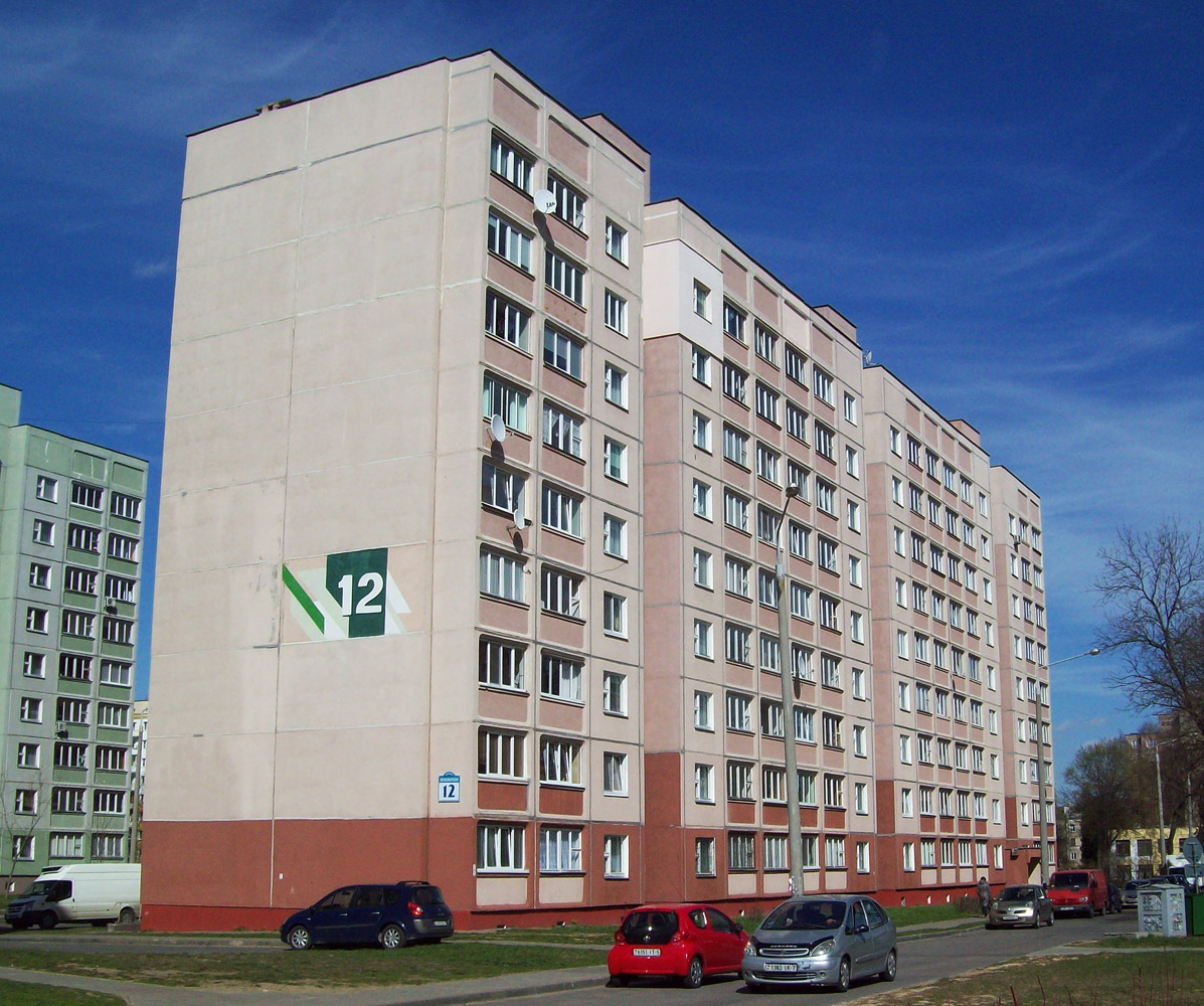 Минск, Великоморская улица, 12
