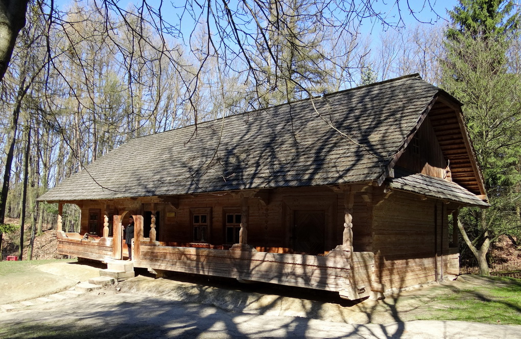 Львів, Улица Чернечая гора, 1