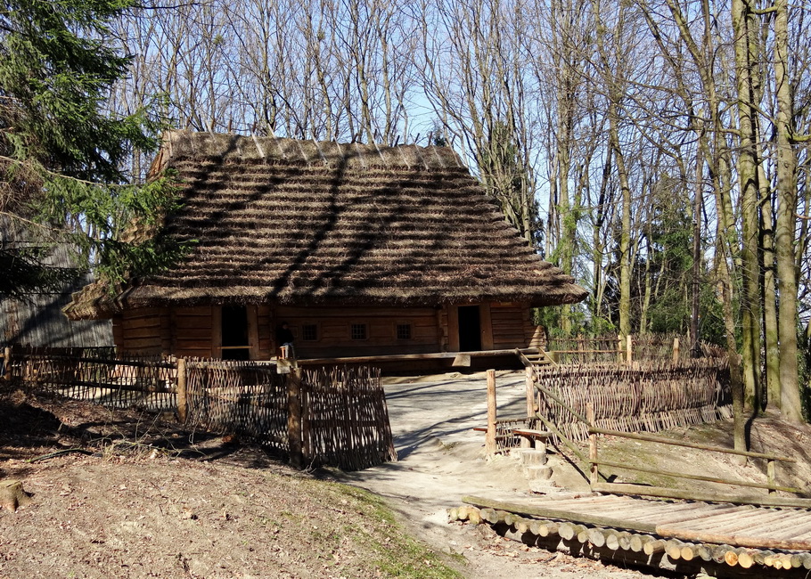 Львів, Улица Чернечая гора, 1